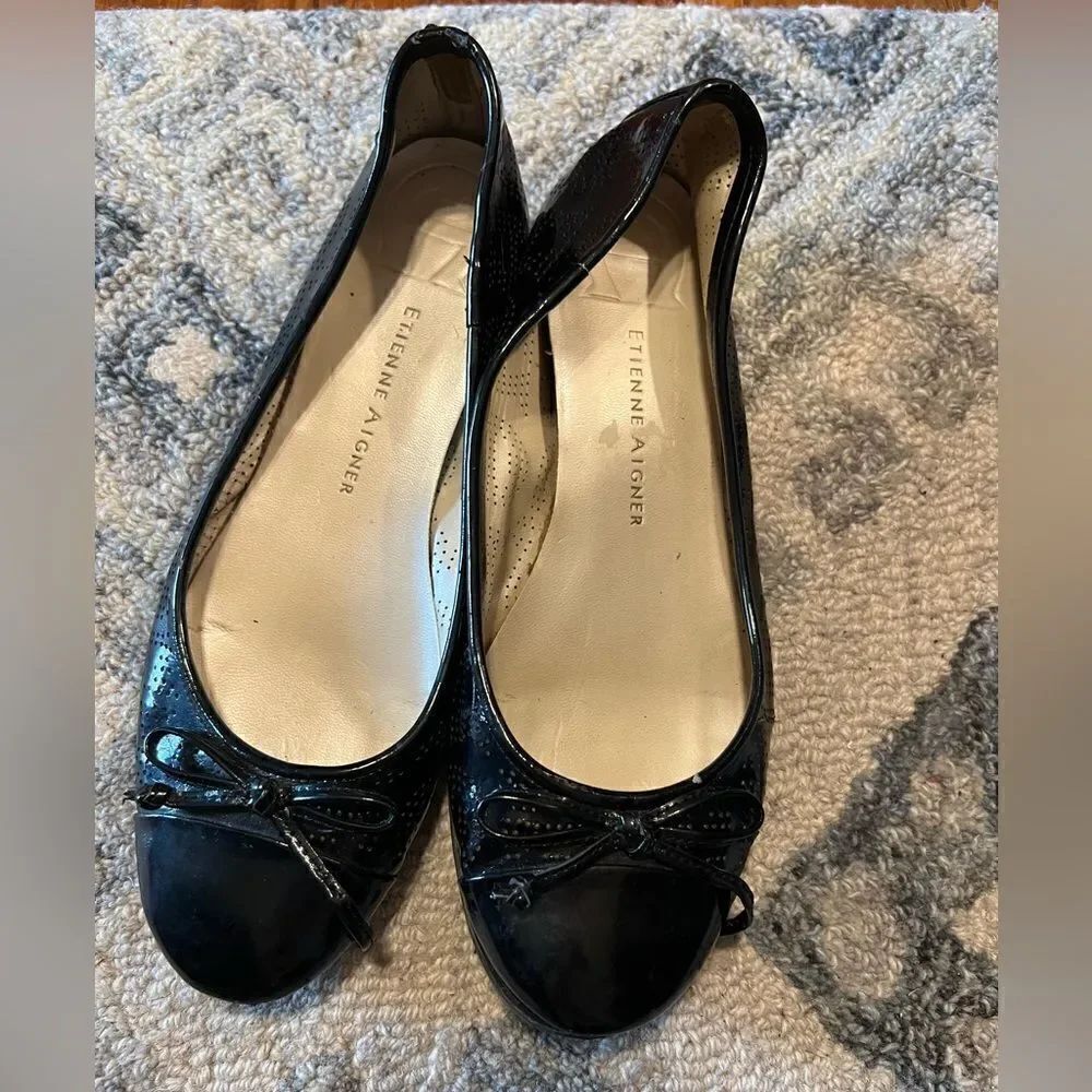 Etienne Aigner black laser cut patent leather ballet flats size 6